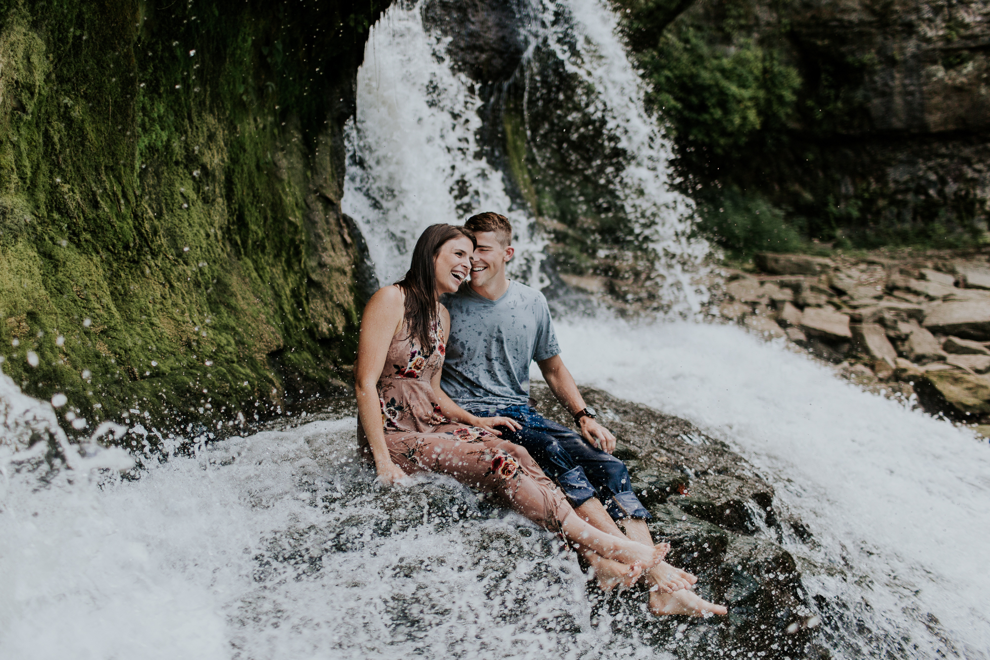 midwest wedding elopement photographer adventurous waterfall engagement