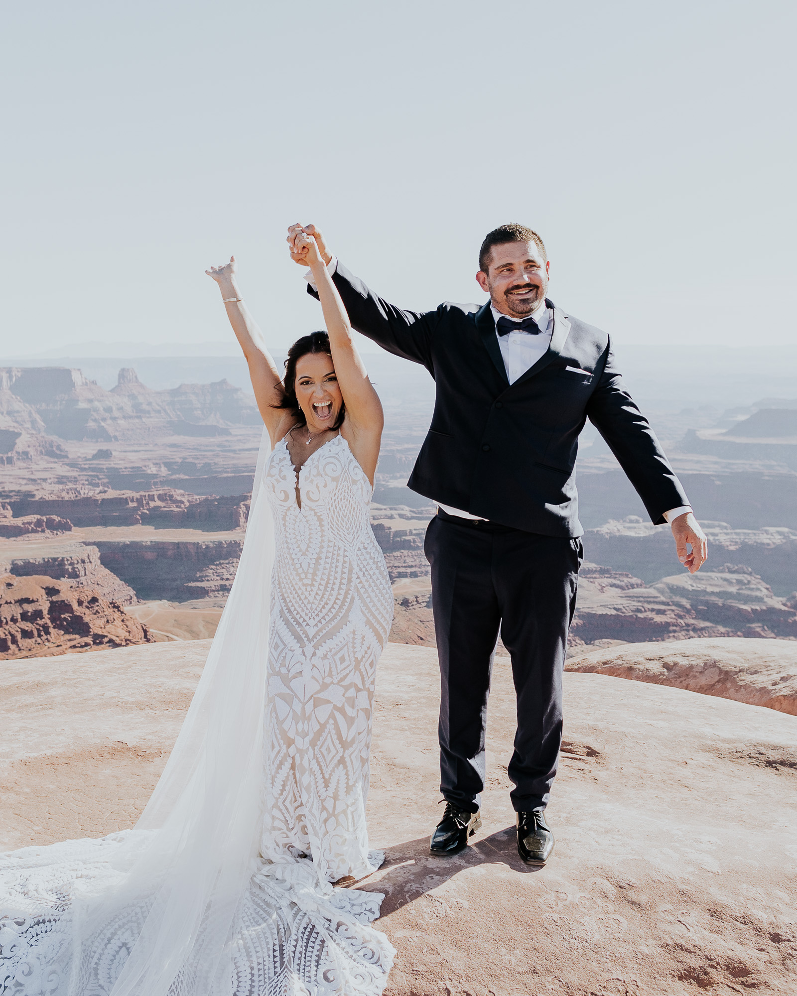 moab utah elopement photographer ceremony location