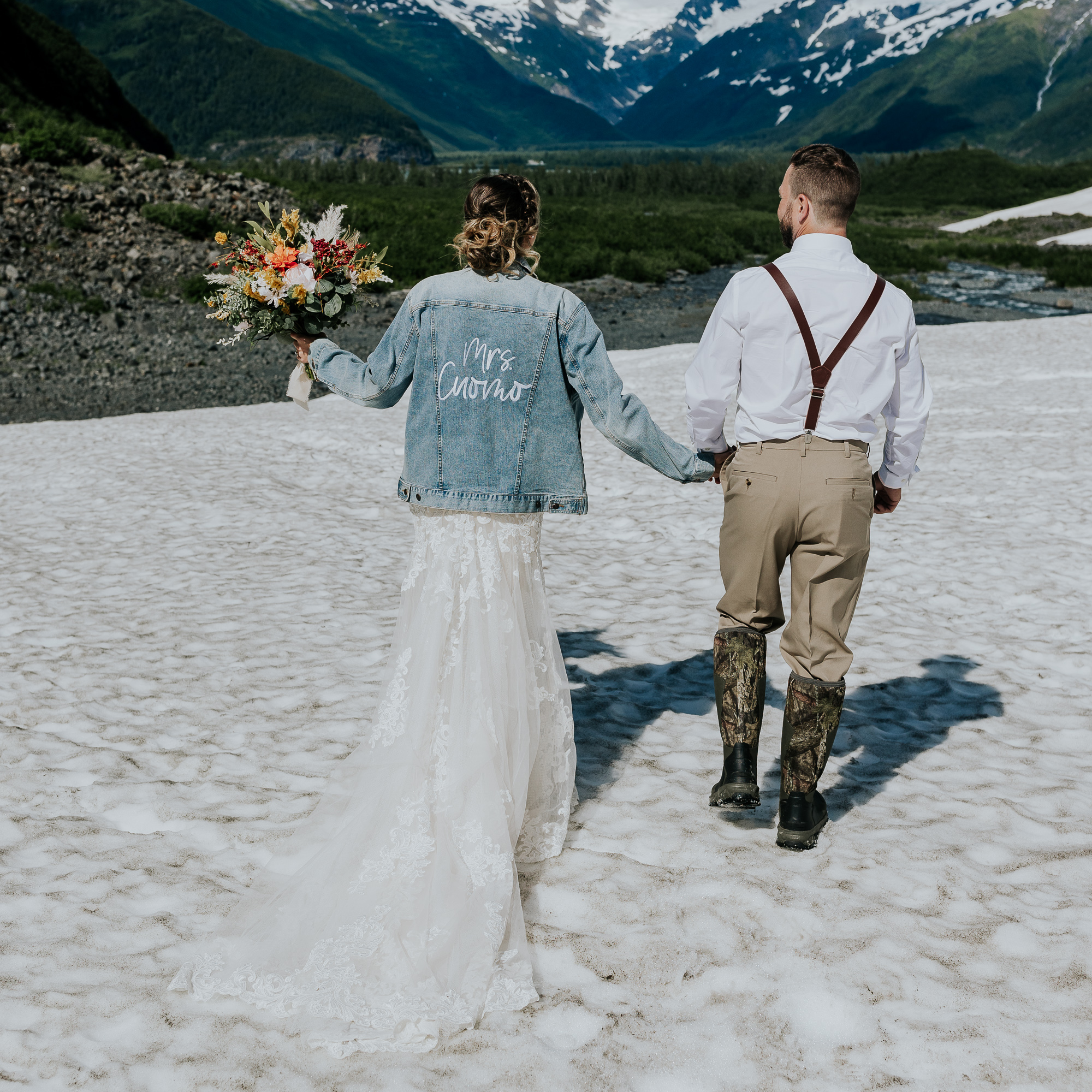 alaska hiking elopement glacier wedding location girdwood