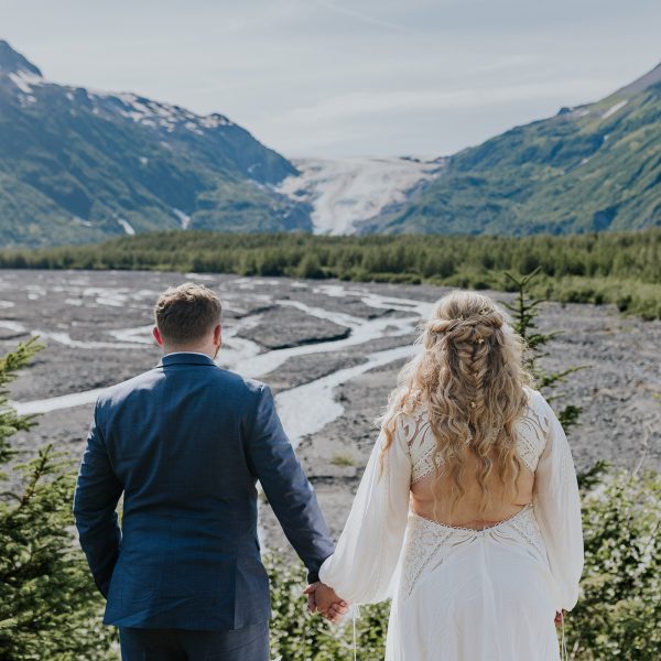 cabin elopement in seward alaska kenai fjords national park wedding photographer